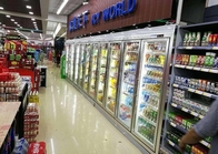 سوپرمارکت نوشیدنی داغ نمایش اتاق سرد، راه رفتن تجاری در اتاق فریزر